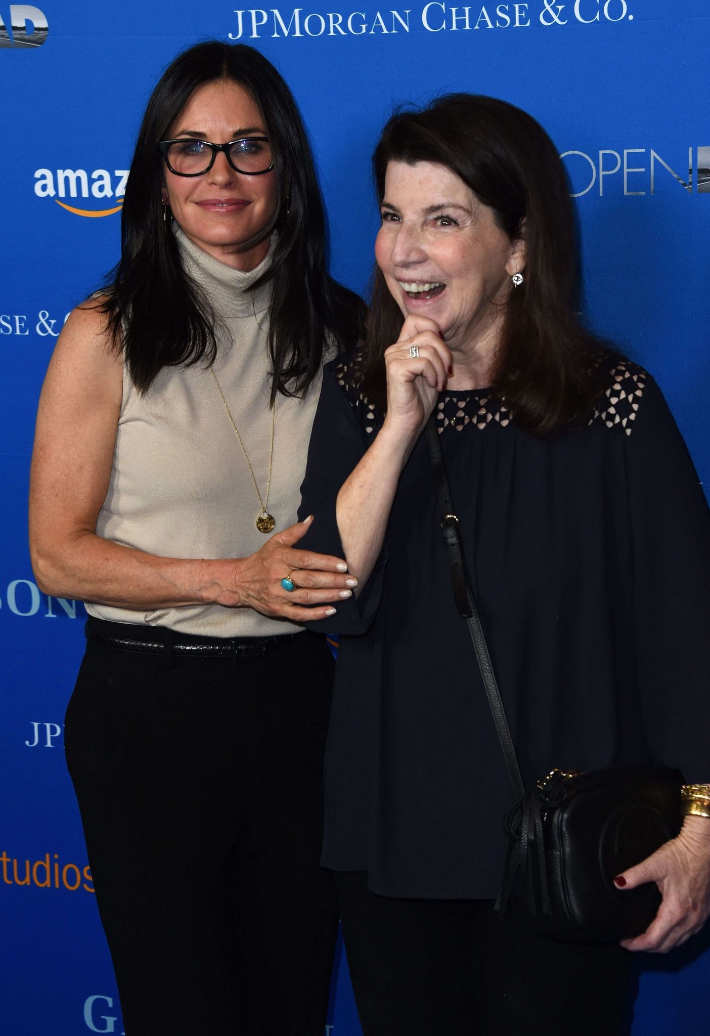 cco010.jpg cco010.jpg