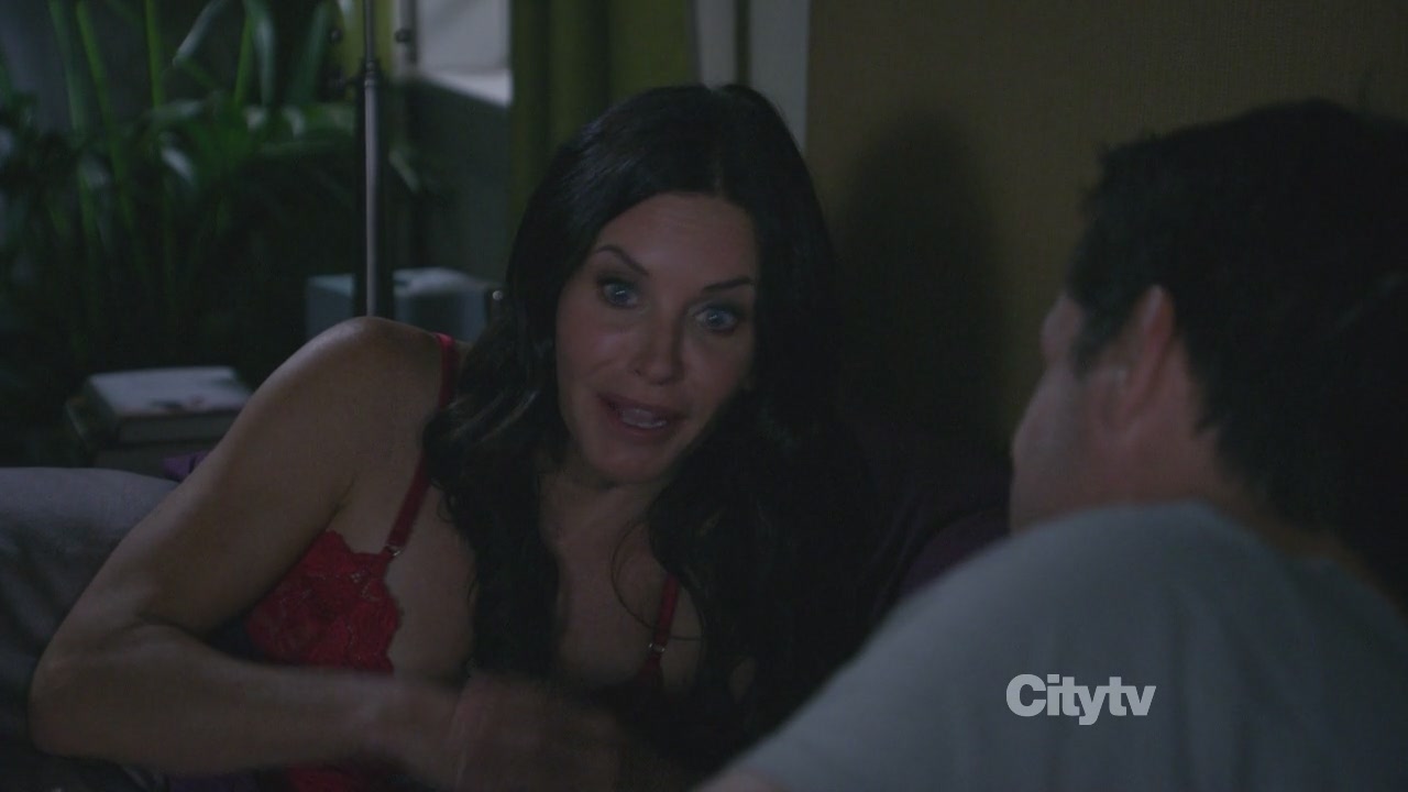 2x01_0472.jpg 2x01_0472.jpg