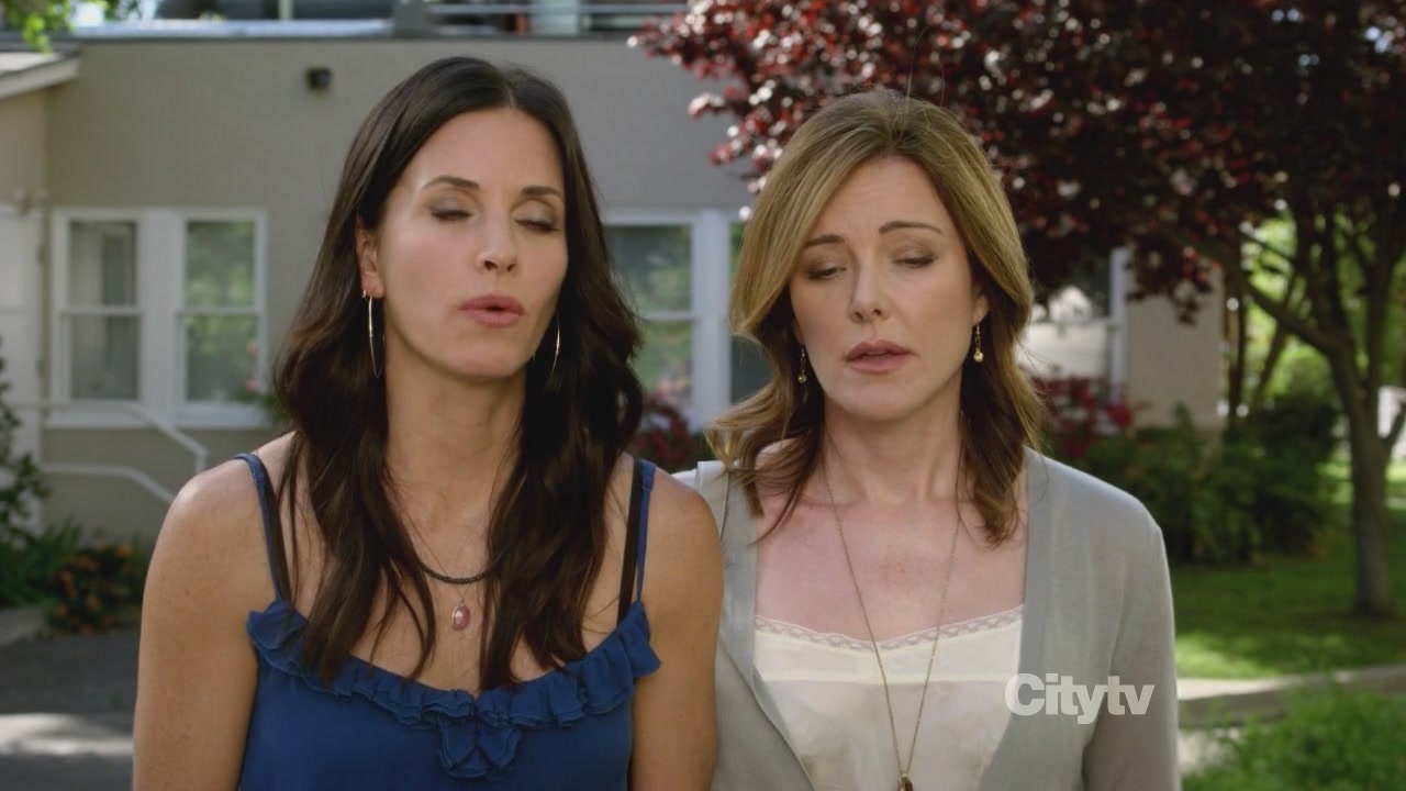 2x01_0727.jpg 2x01_0727.jpg