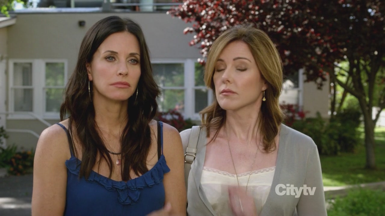 2x01_0744.jpg 2x01_0744.jpg