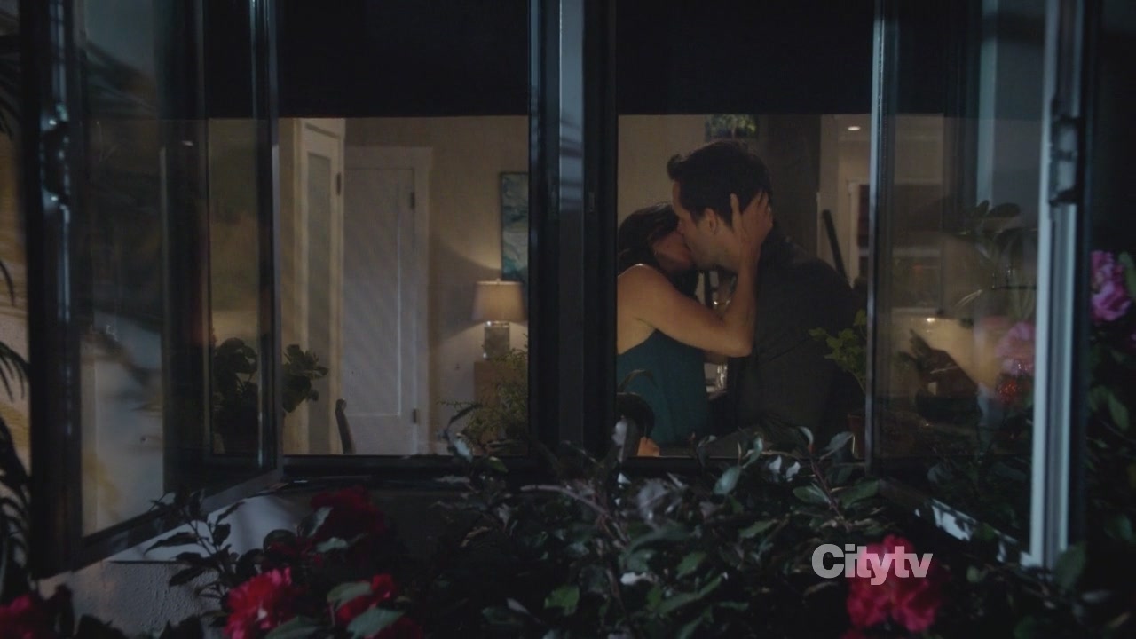 2x01_1349.jpg 2x01_1349.jpg