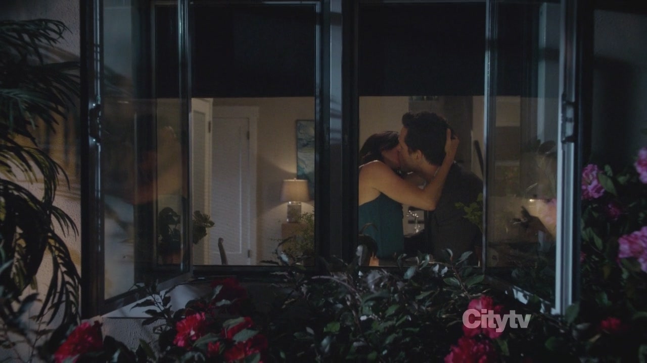 2x01_1352.jpg 2x01_1352.jpg