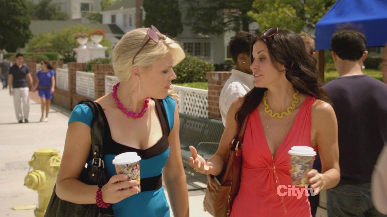 2x02_0215.jpg 2x02_0215.jpg