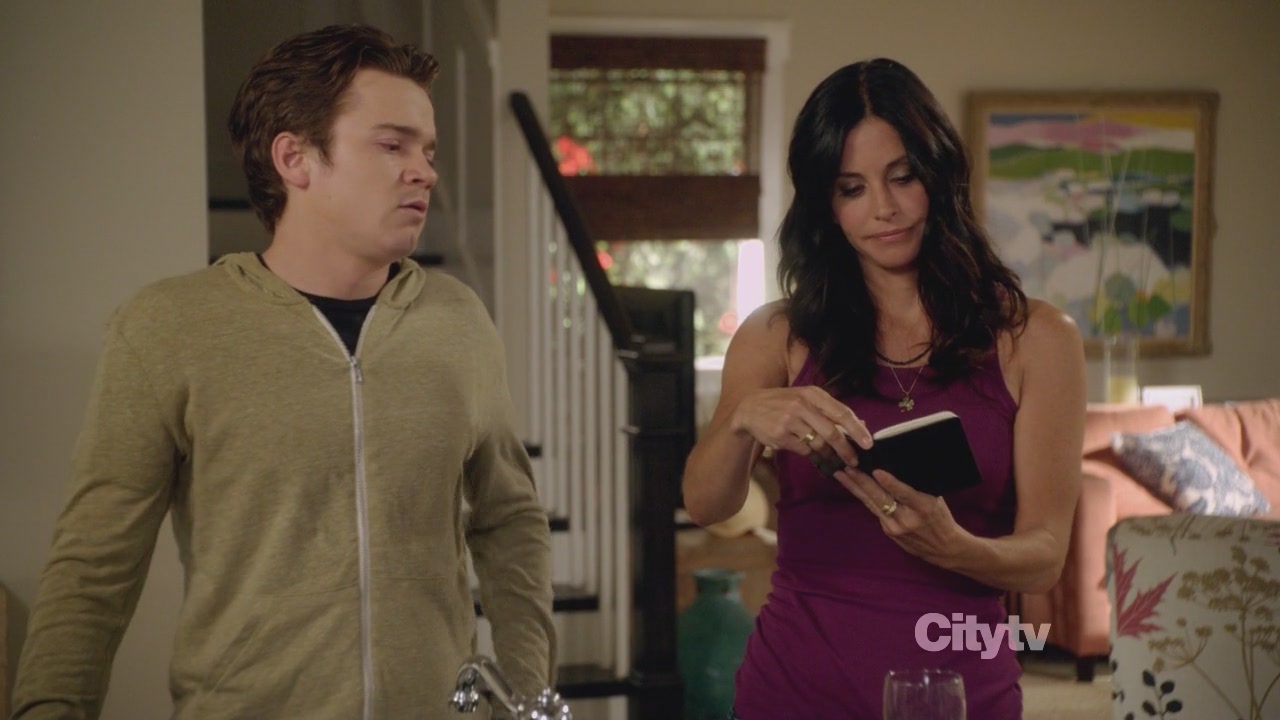 2x02_0569.jpg 2x02_0569.jpg