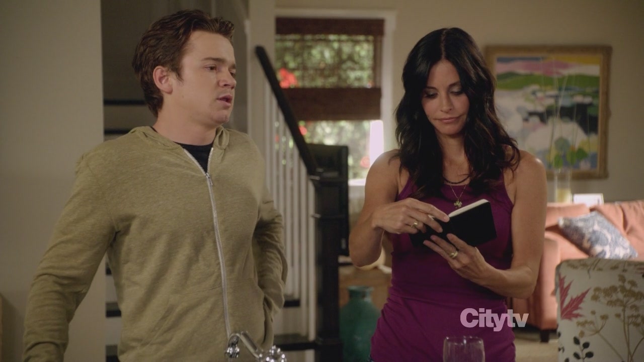 2x02_0570.jpg 2x02_0570.jpg