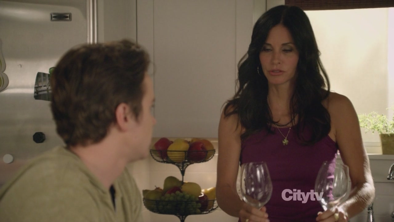 2x02_0596.jpg 2x02_0596.jpg