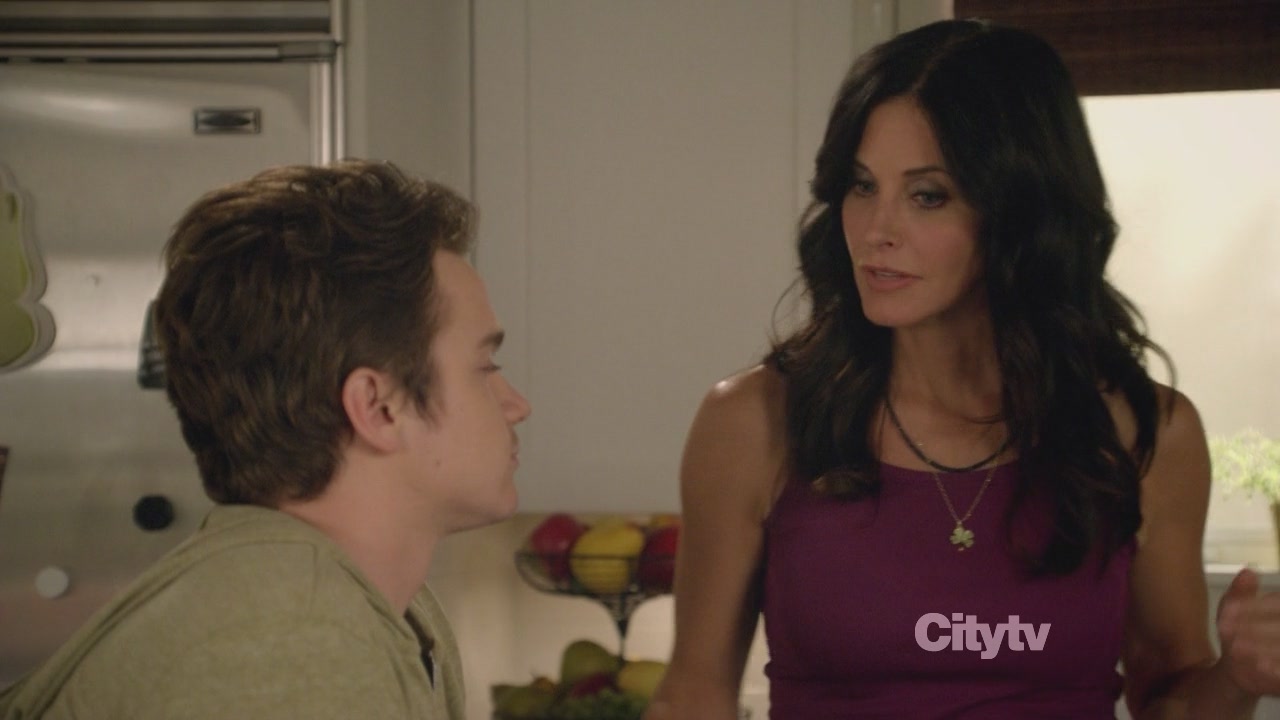 2x02_0602.jpg 2x02_0602.jpg