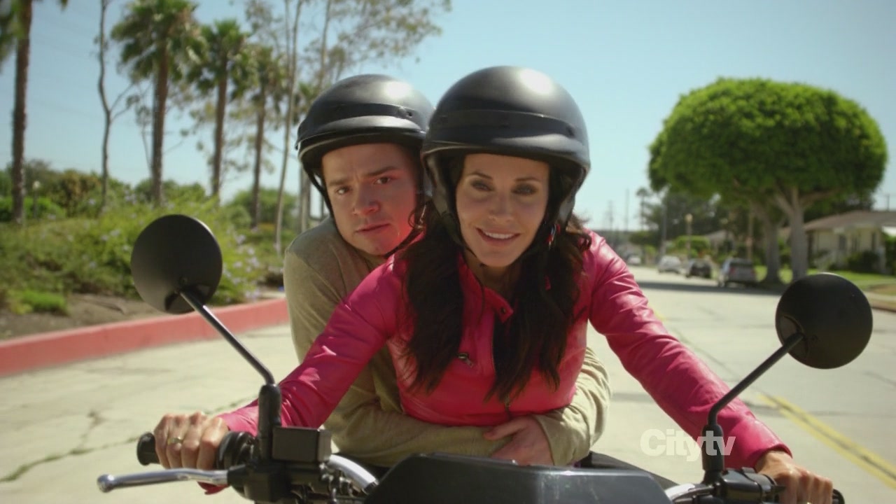2x02_0613.jpg 2x02_0613.jpg