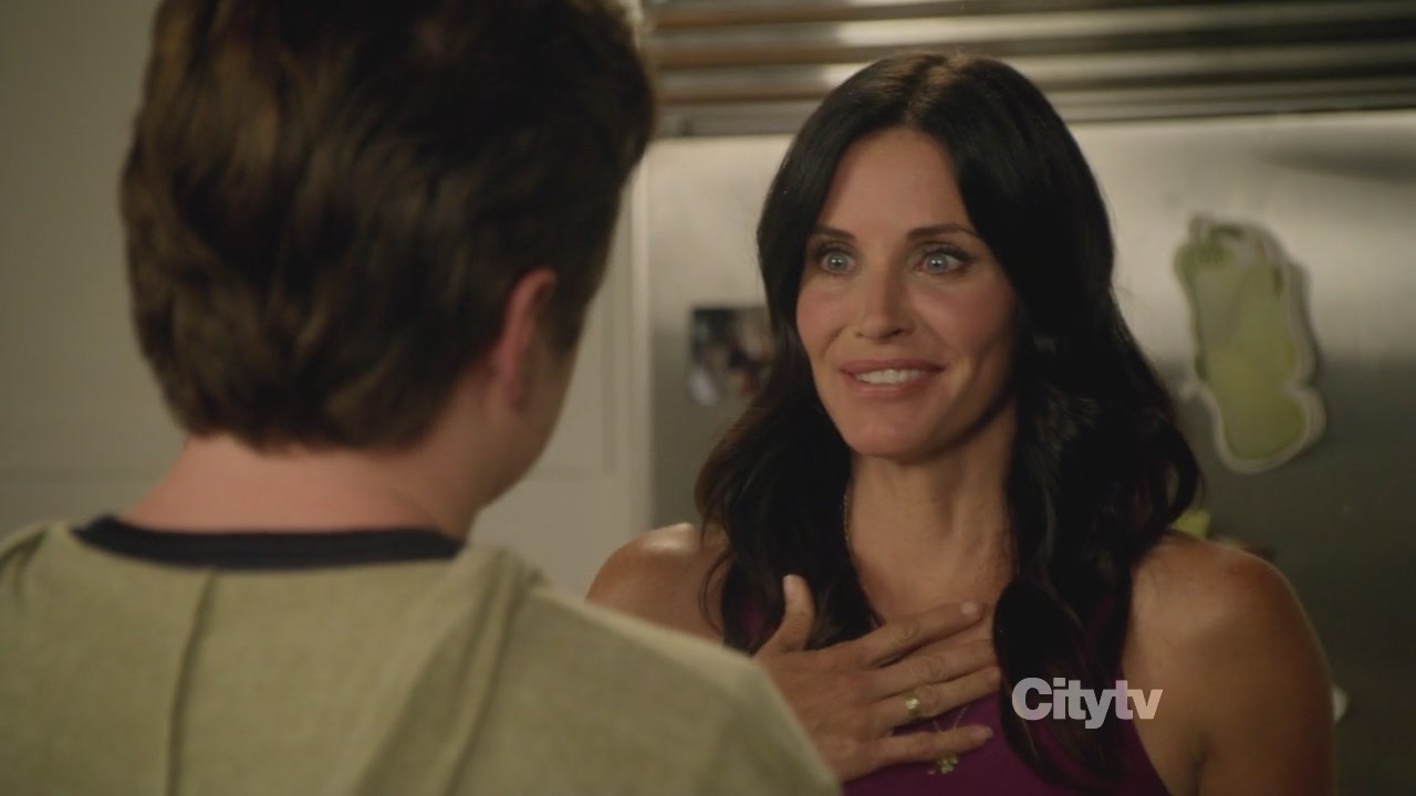 2x02_0704.jpg 2x02_0704.jpg