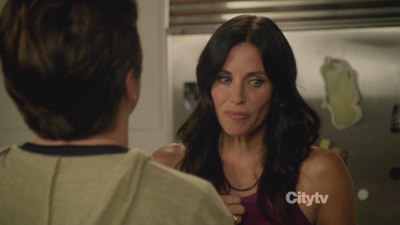 2x02_0707.jpg 2x02_0707.jpg