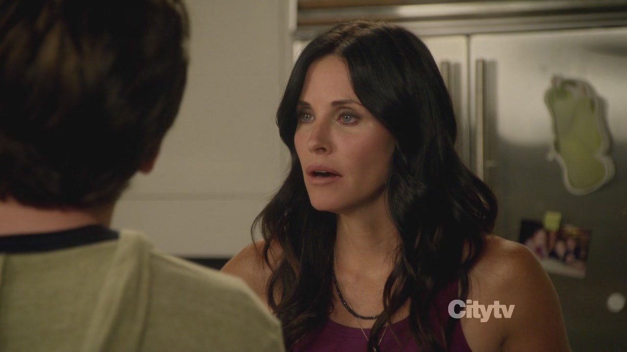 2x02_0716.jpg 2x02_0716.jpg