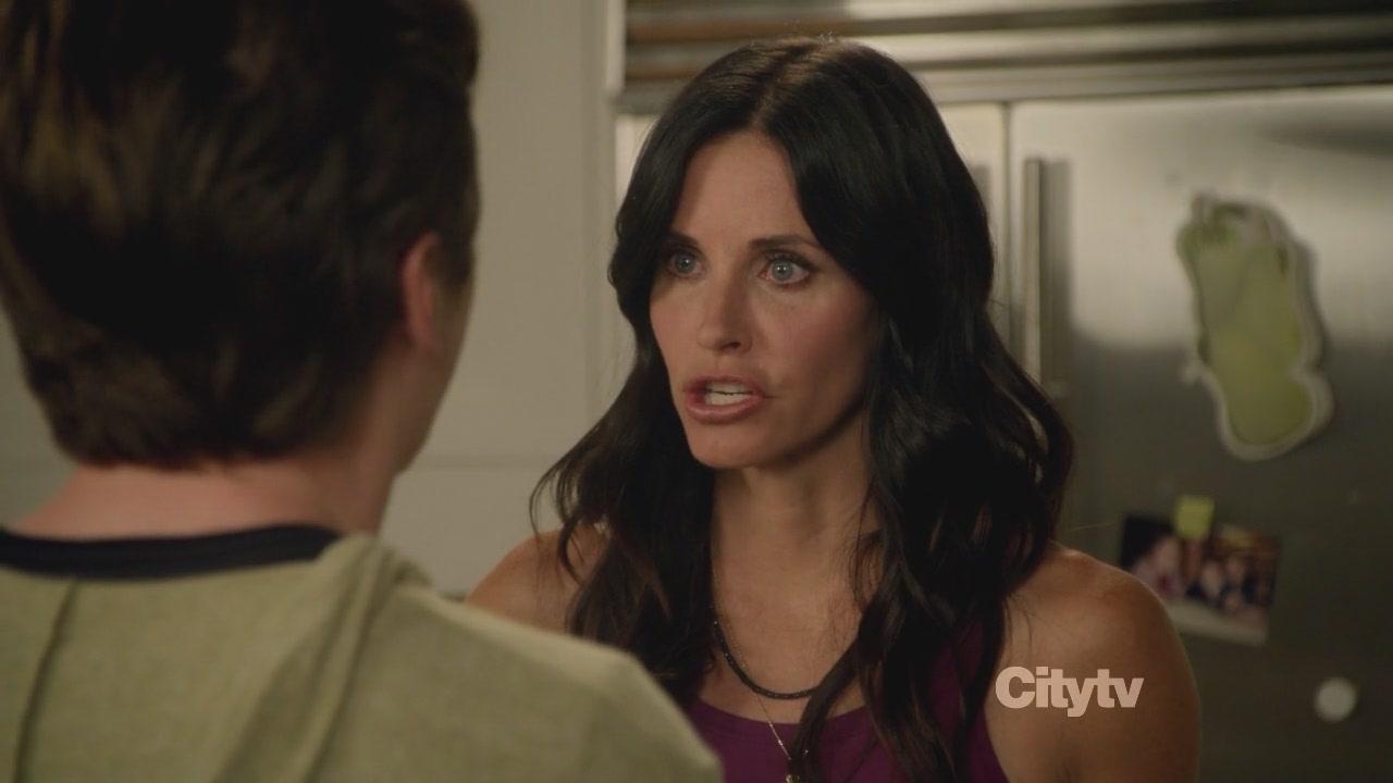 2x02_0719.jpg 2x02_0719.jpg