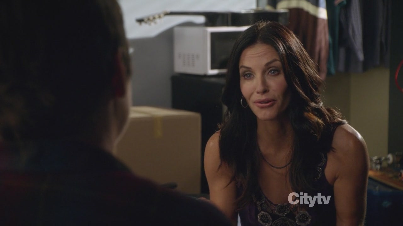 2x02_1010.jpg 2x02_1010.jpg