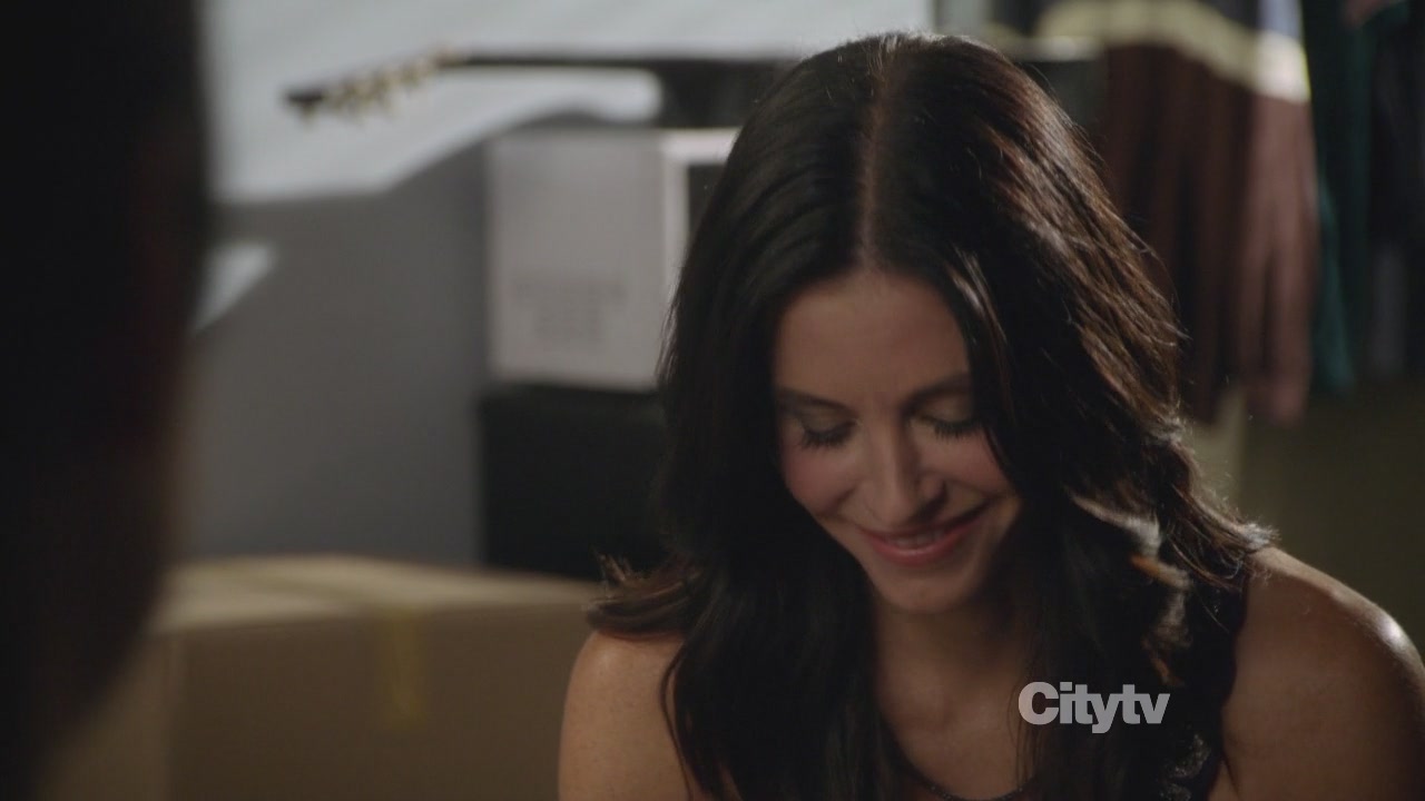 2x02_1033.jpg 2x02_1033.jpg