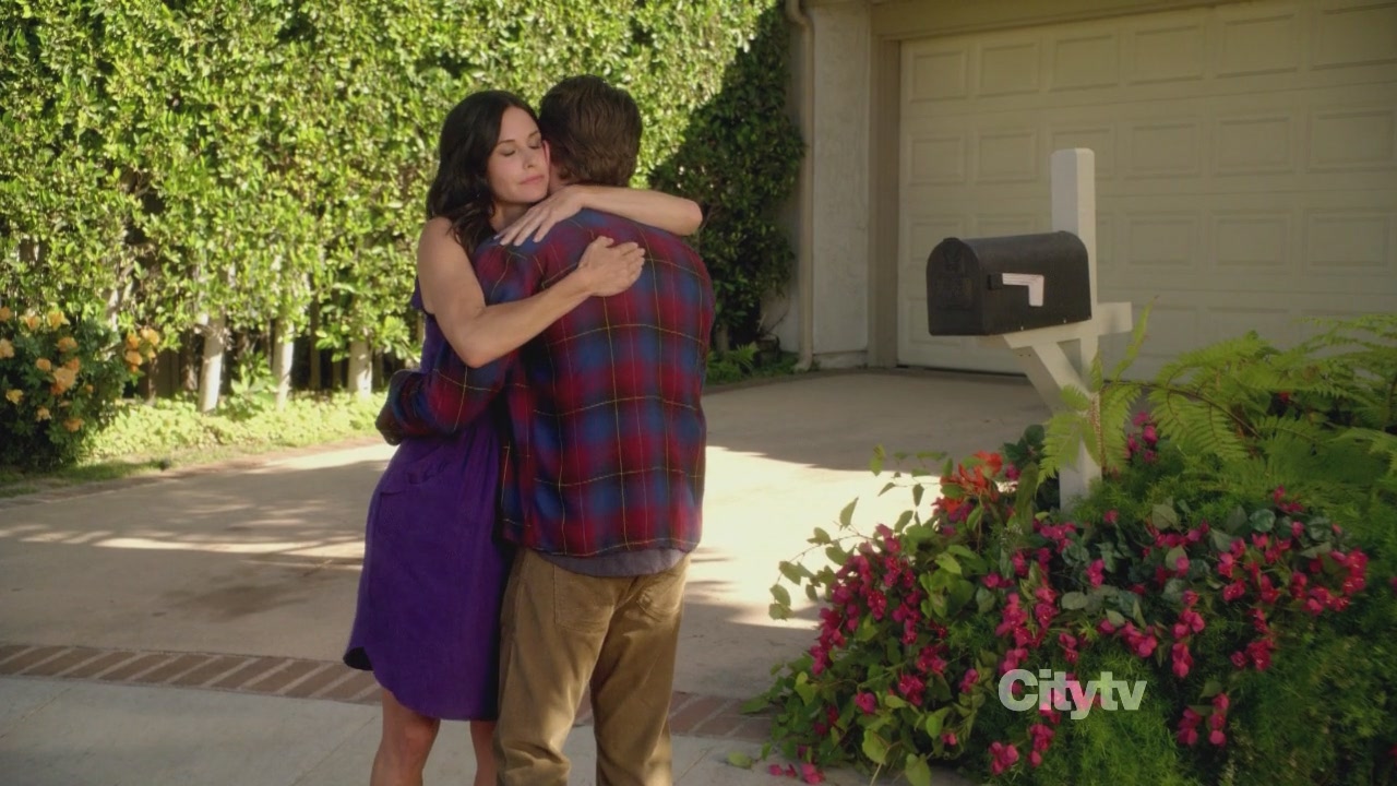 2x02_1057.jpg 2x02_1057.jpg