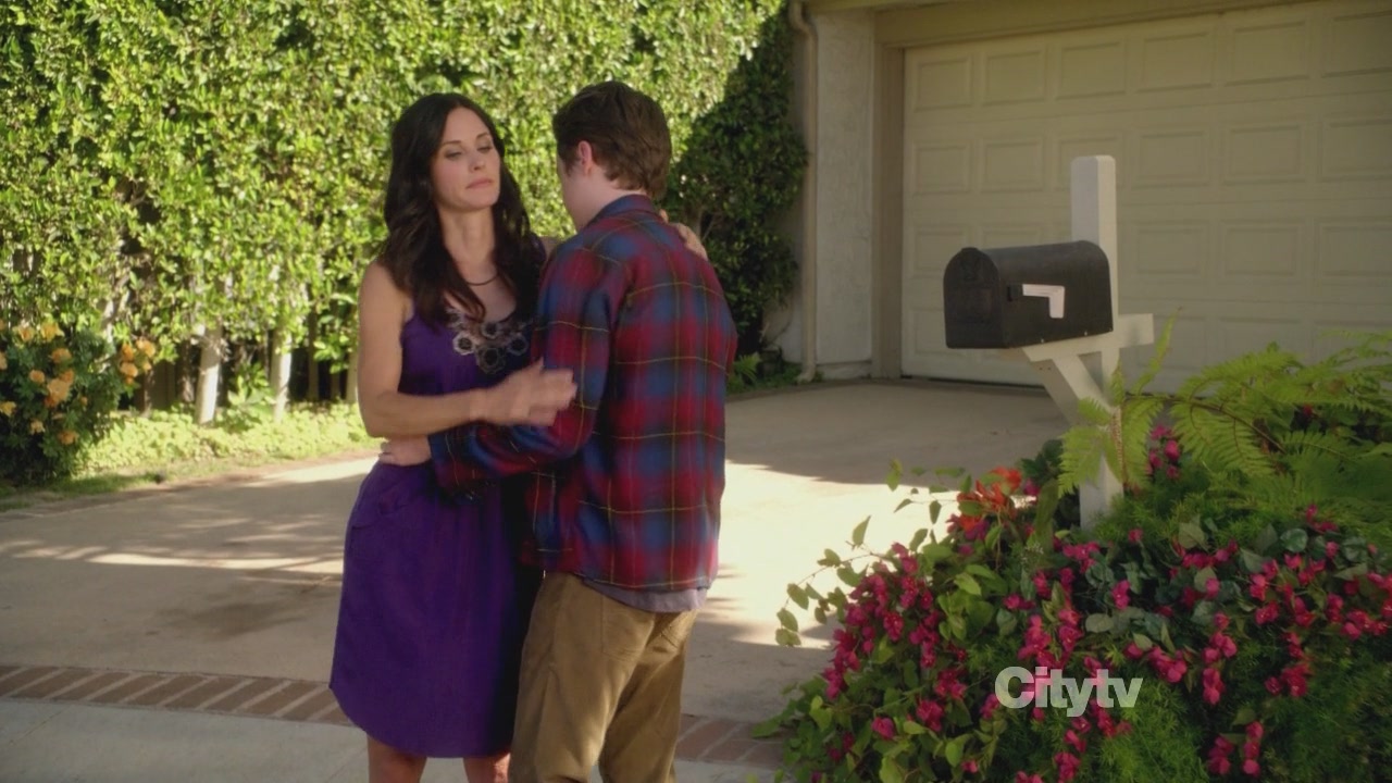 2x02_1058.jpg 2x02_1058.jpg