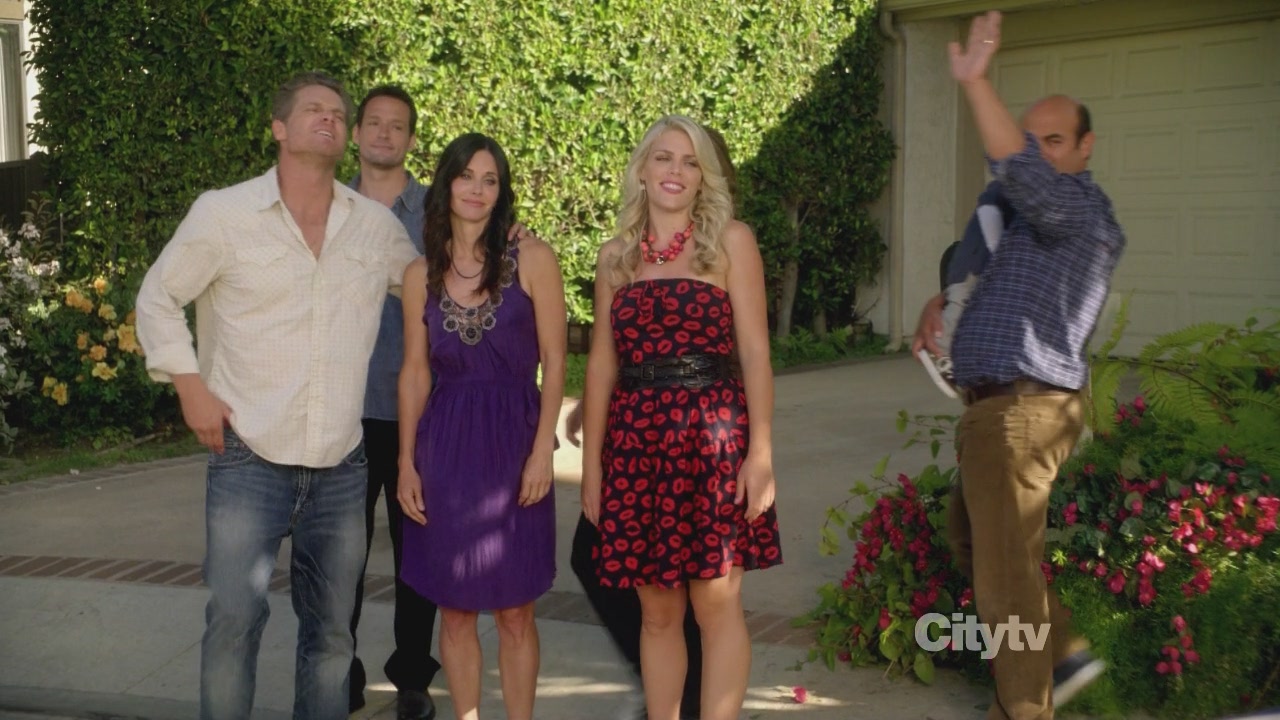 2x02_1075.jpg 2x02_1075.jpg