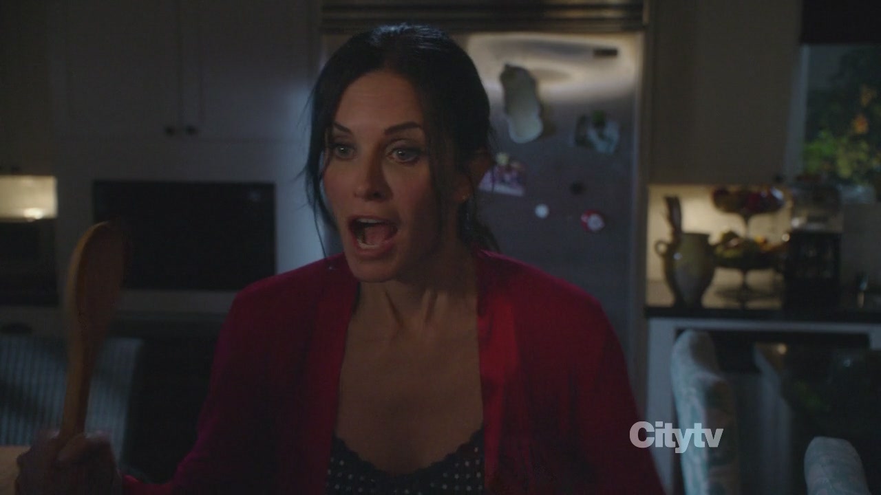 2x03_0039.jpg 2x03_0039.jpg