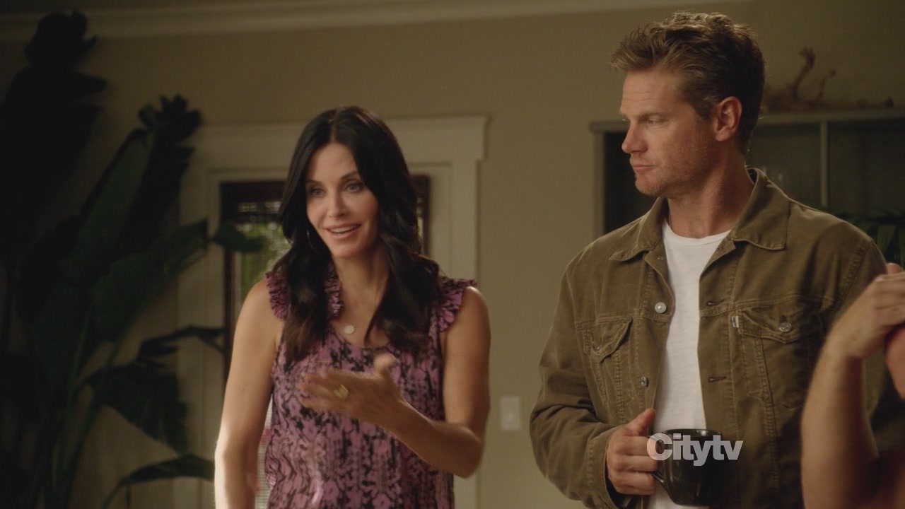 2x03_0144.jpg 2x03_0144.jpg