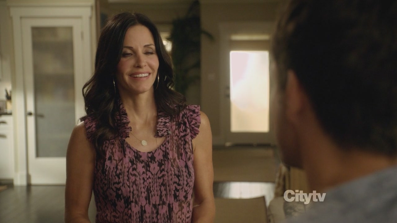 2x03_0395.jpg 2x03_0395.jpg