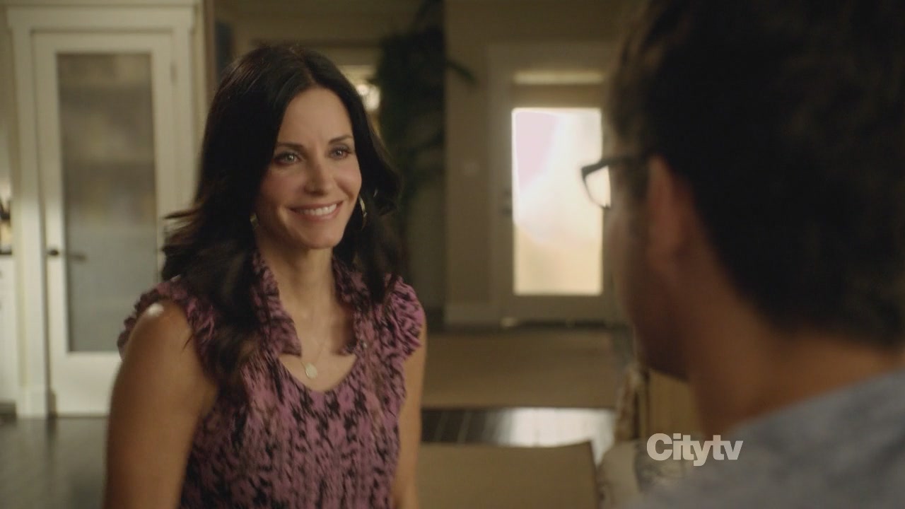 2x03_0400.jpg 2x03_0400.jpg