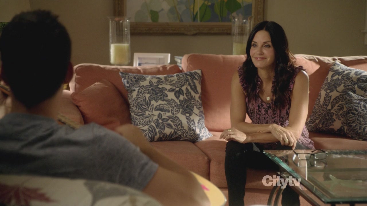 2x03_0406.jpg 2x03_0406.jpg