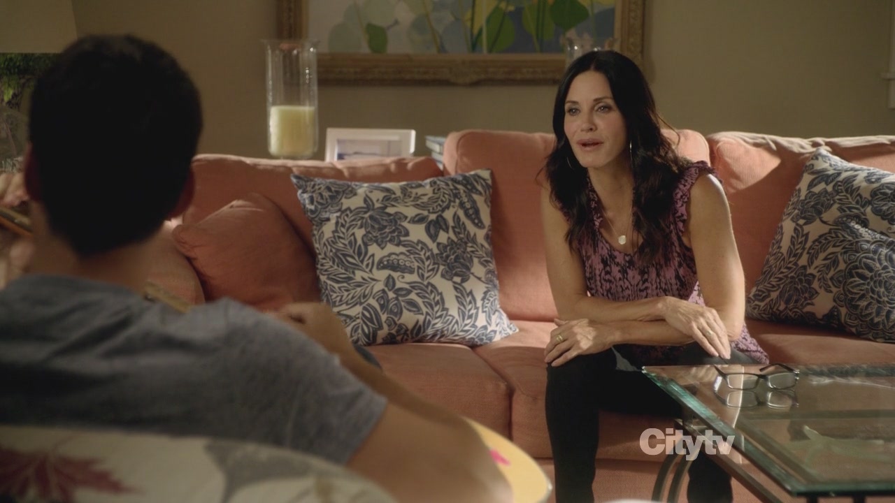2x03_0410.jpg 2x03_0410.jpg
