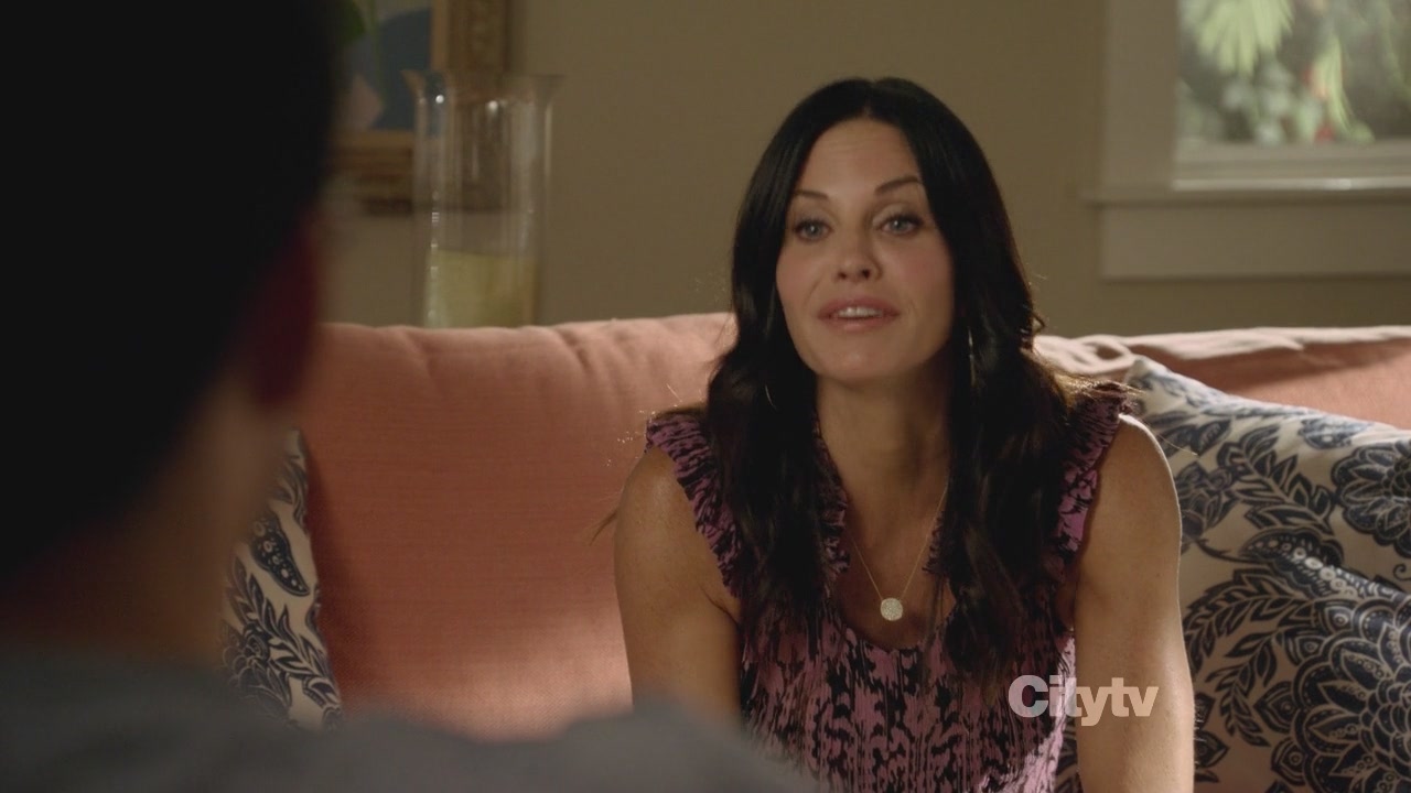 2x03_0452.jpg 2x03_0452.jpg