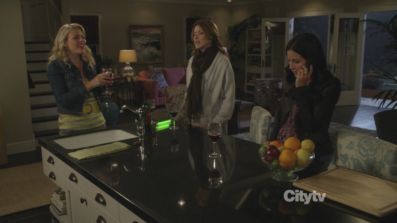 2x03_0744.jpg 2x03_0744.jpg