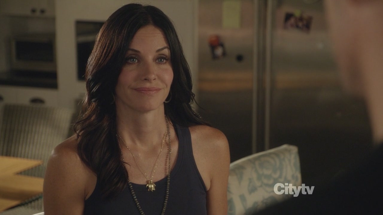 2x03_0915.jpg 2x03_0915.jpg