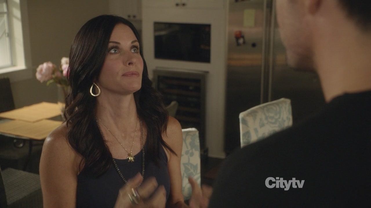 2x03_0956.jpg 2x03_0956.jpg