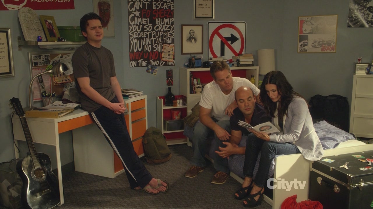 2x03_1054.jpg 2x03_1054.jpg
