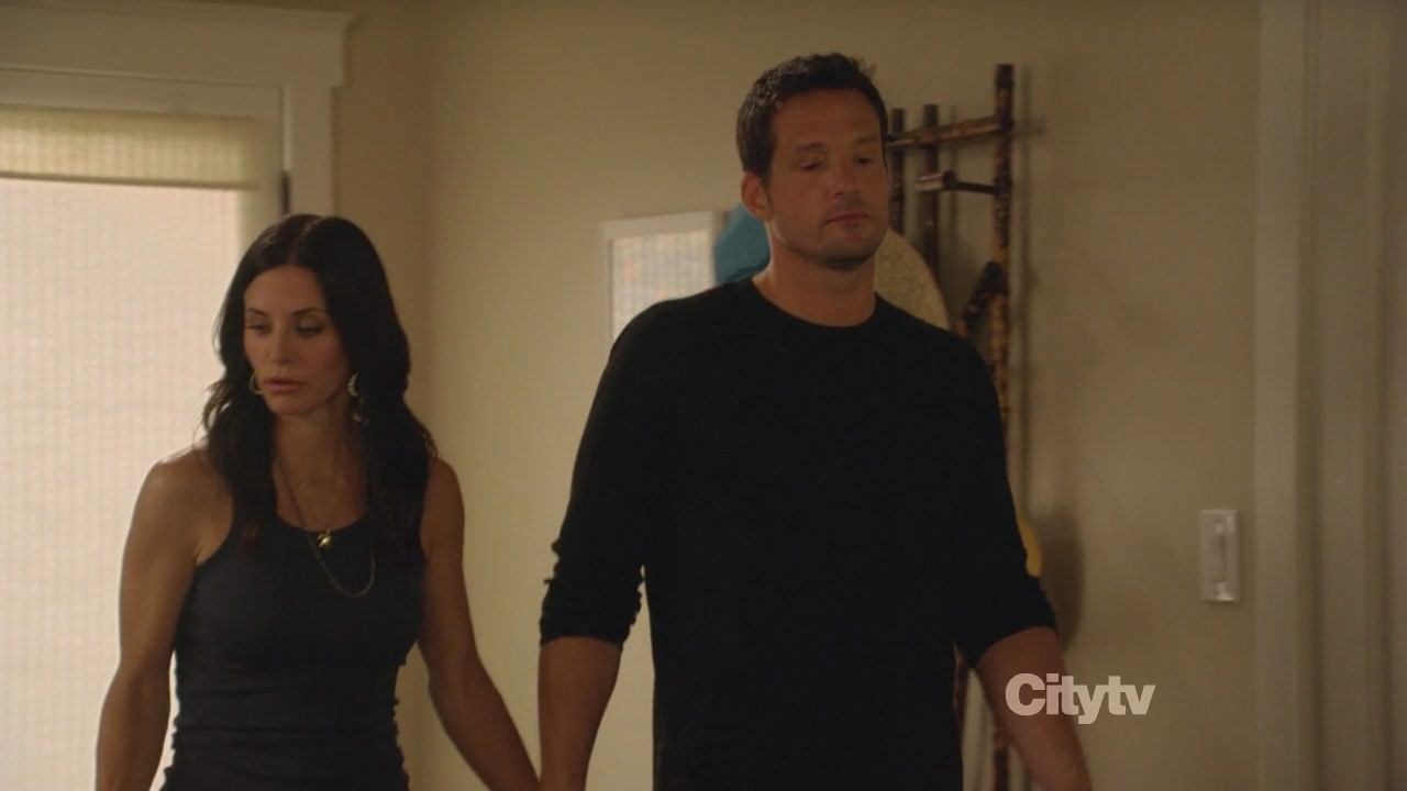2x03_1128.jpg 2x03_1128.jpg