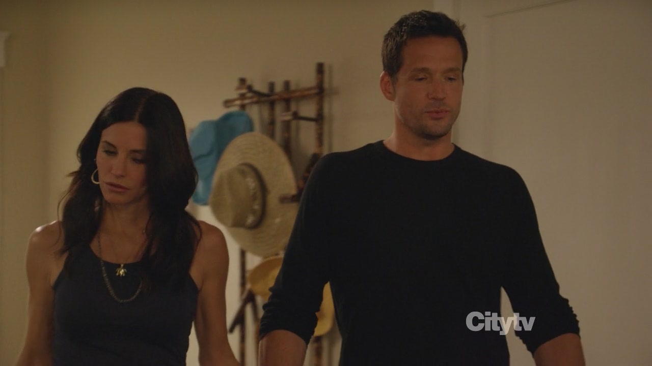 2x03_1130.jpg 2x03_1130.jpg