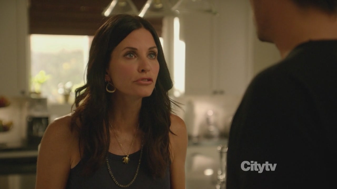 2x03_1144.jpg 2x03_1144.jpg