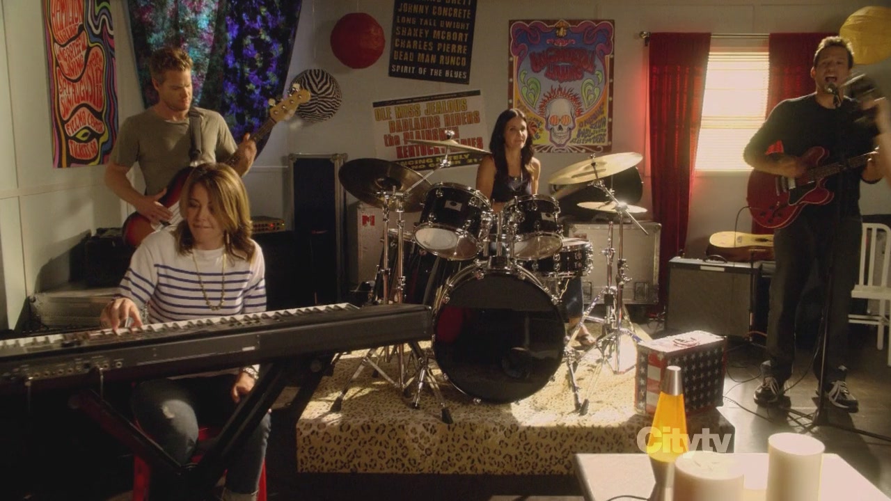 2x03_1208.jpg 2x03_1208.jpg
