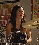 2x03_1203.jpg