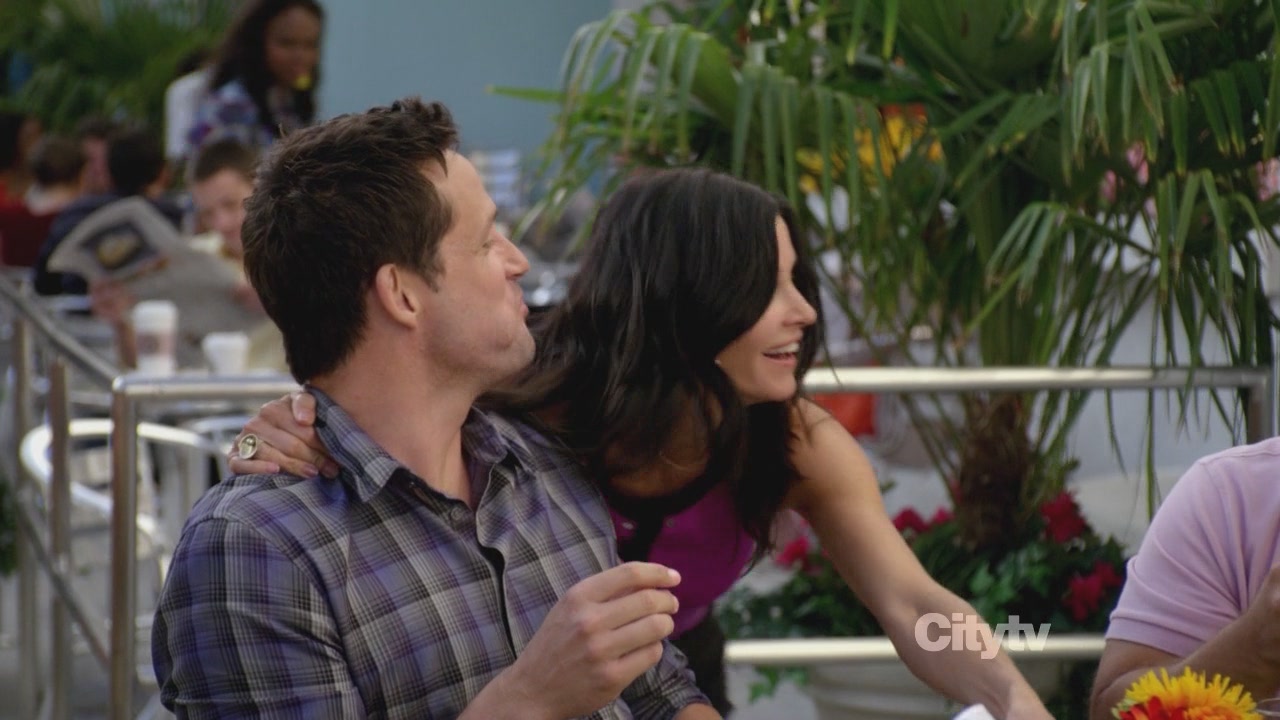 2x05_0169.jpg 2x05_0169.jpg