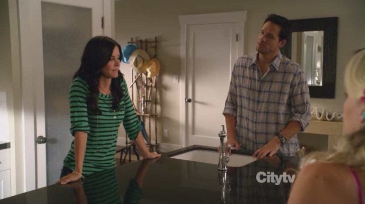 cougartown206_0916.jpg cougartown206_0916.jpg