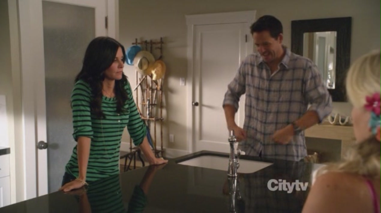 cougartown206_0919.jpg cougartown206_0919.jpg