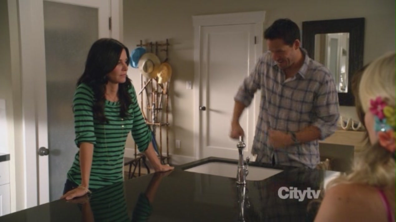 cougartown206_0920.jpg cougartown206_0920.jpg