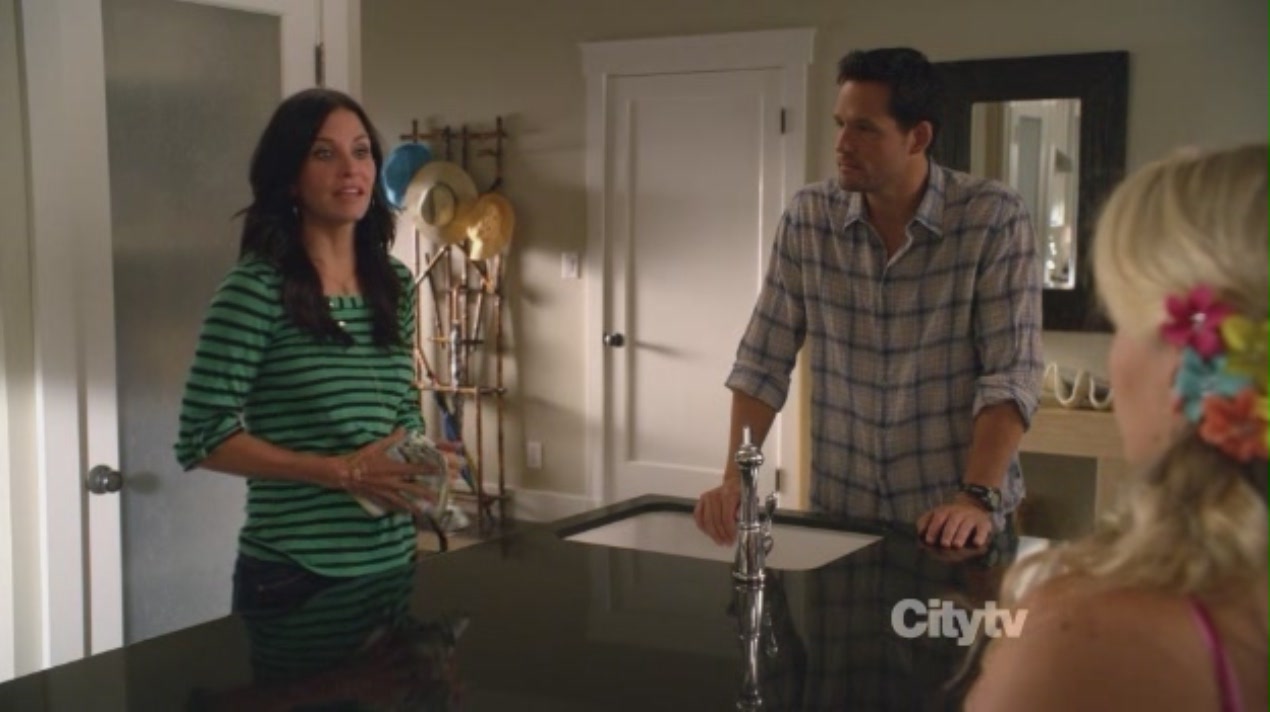 cougartown206_0931.jpg cougartown206_0931.jpg