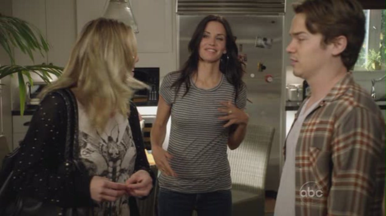 cougartown208_0819.jpg cougartown208_0819.jpg