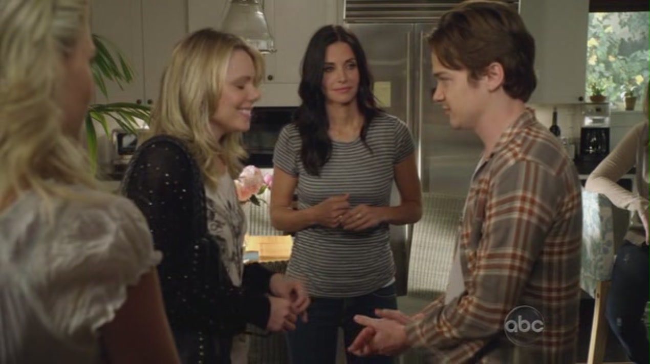 cougartown208_0842.jpg cougartown208_0842.jpg