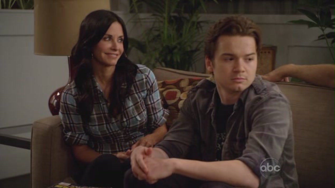 cougartown208_2401.jpg cougartown208_2401.jpg