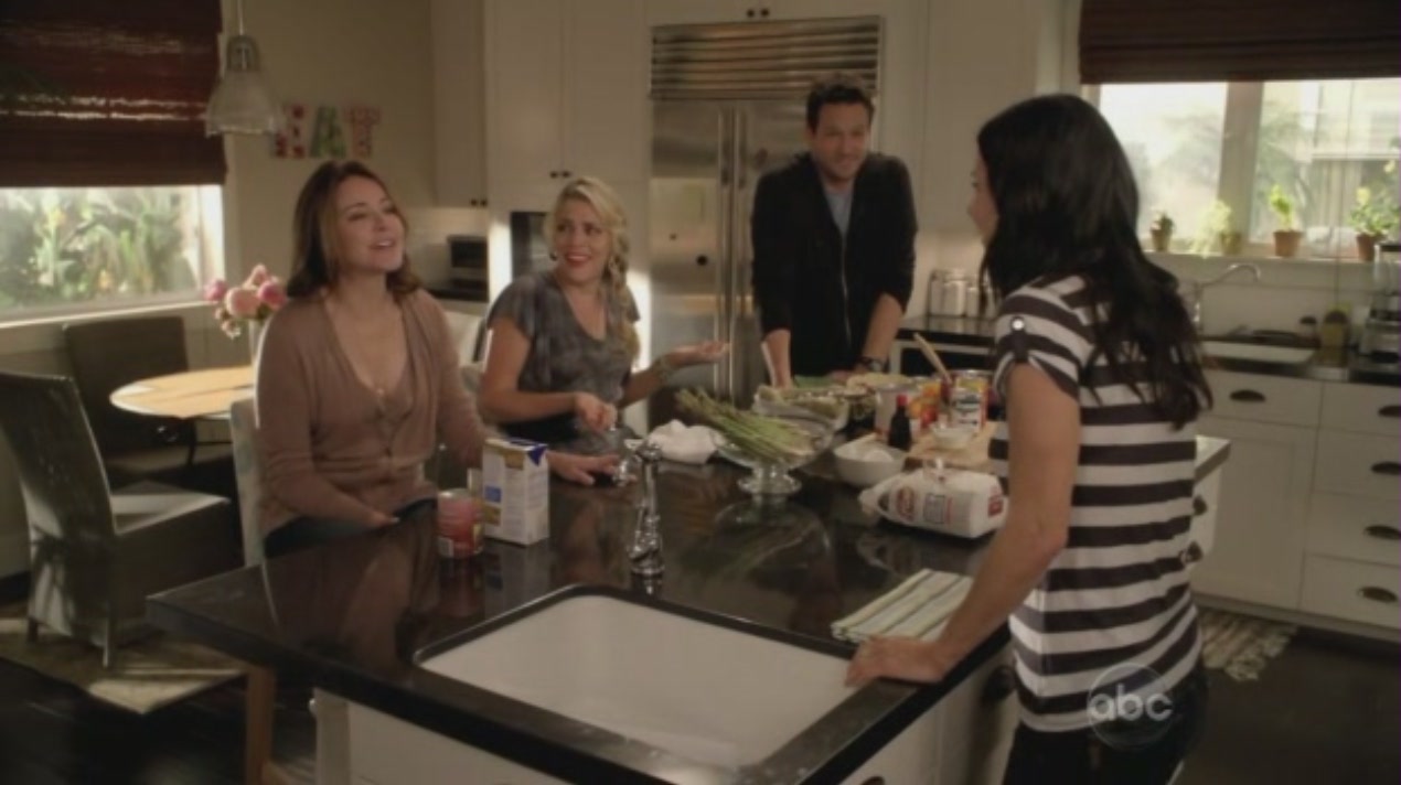 cougartown_0328.jpg cougartown_0328.jpg