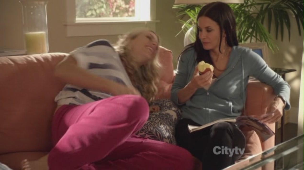 cougartown212_0852.jpg cougartown212_0852.jpg