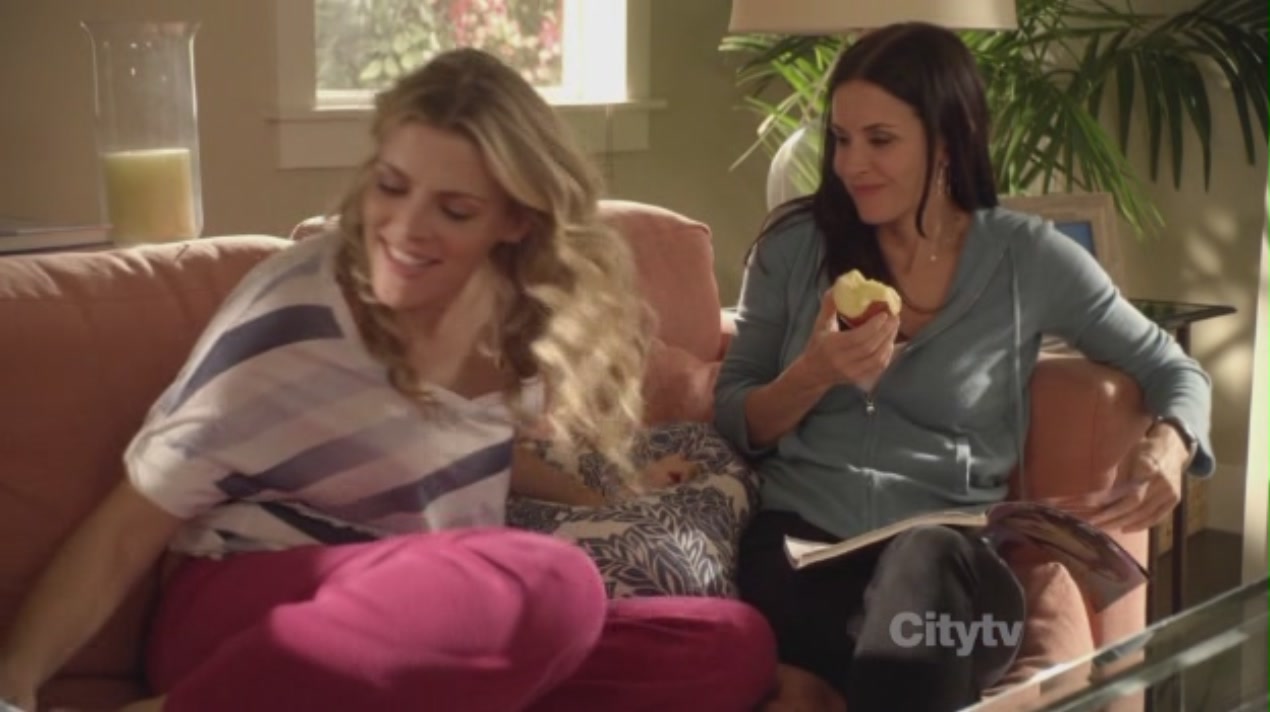 cougartown212_0853.jpg cougartown212_0853.jpg