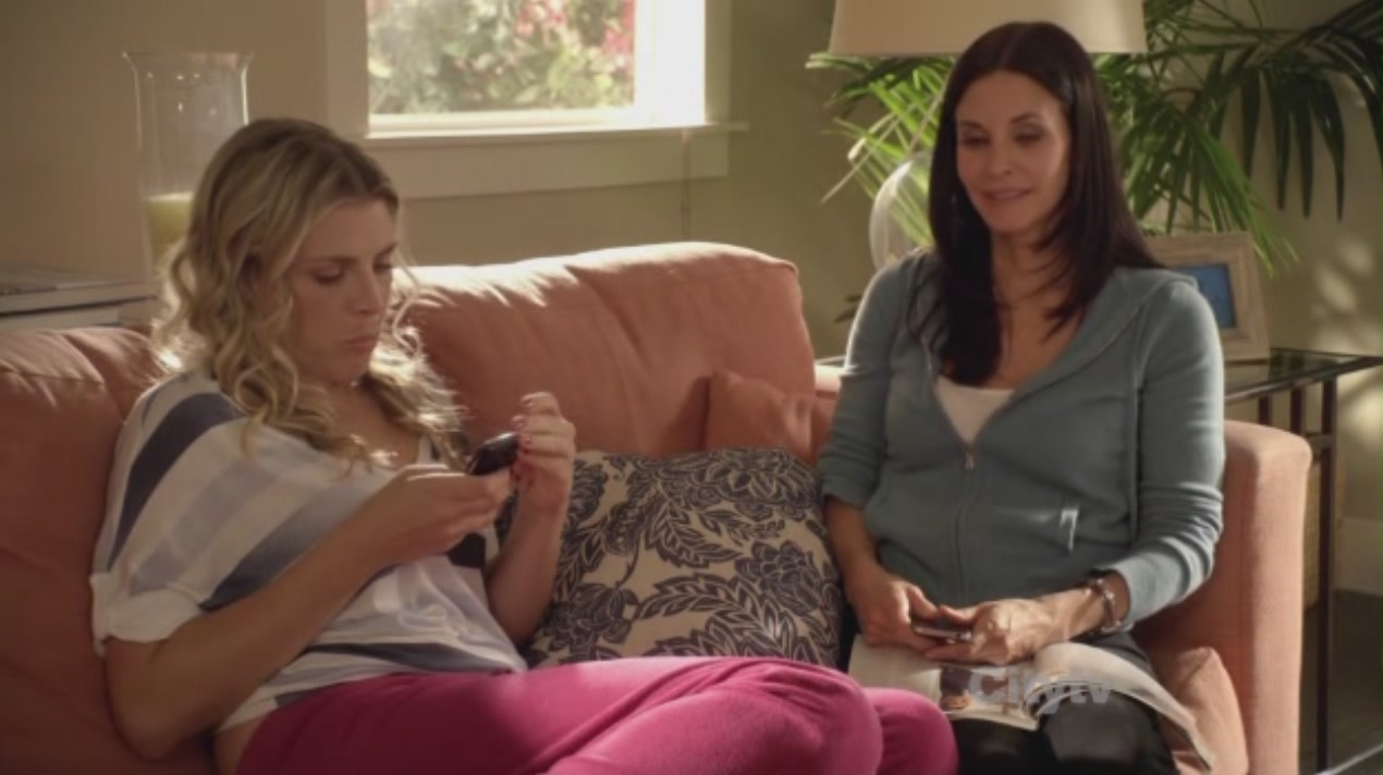 cougartown212_0931.jpg cougartown212_0931.jpg