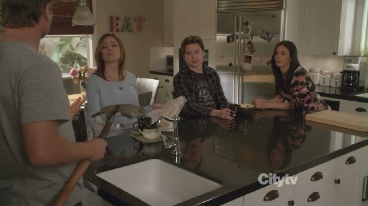 cougartown215_0070.jpg cougartown215_0070.jpg